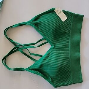 aerie NWT Ribbed knit green padded sports bra size medium